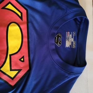 Under-armor Superman t-shirt. Medium